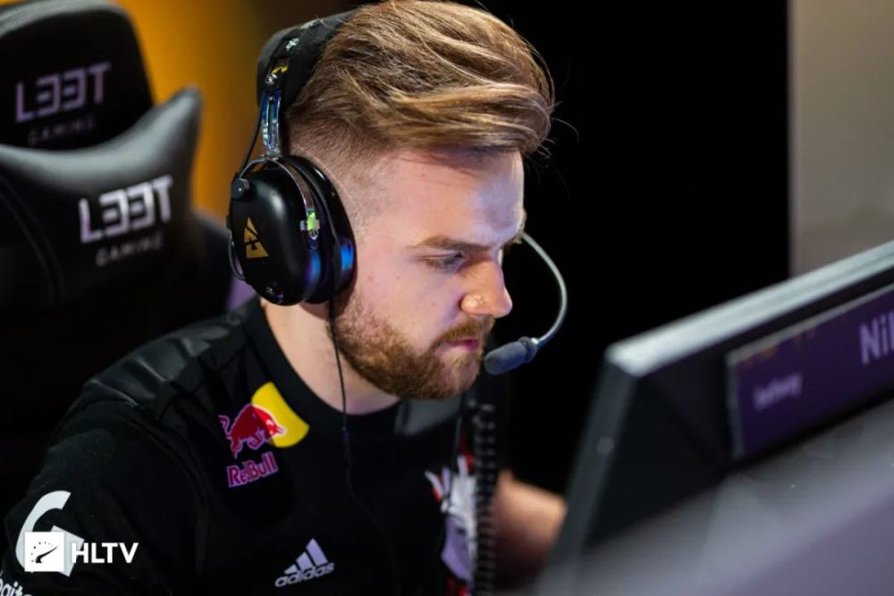 NAVI距离晋级BLAST.tv奥斯丁Major 2025季后赛仅一步之遥