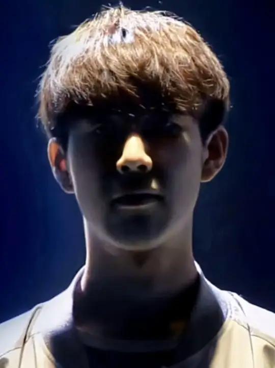 Spirit Academy教练确认 kyousuke 正在替补席上