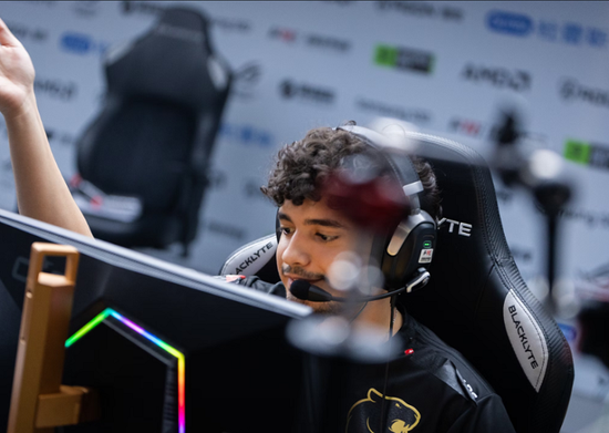 把把C！Wx金克丝展现队长风采爆砍20杀 WER横扫GBS晋级