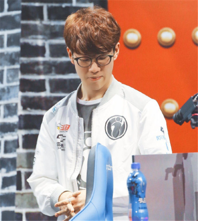 【lpl战报】JDG 2-0 LNG：369状态拉满二连MVP JDG成功零封LNG